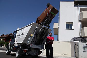 Alke Elektrofahrzeuge – Müllkipper Alke Elektrofahrzeuge - Müllkipper
